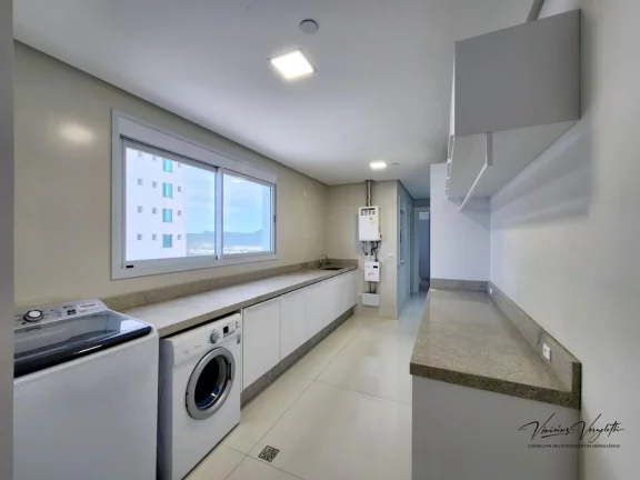 Imagem Frente ao Mar para Venda em Balneário Camboriú / SC no bairro Centro