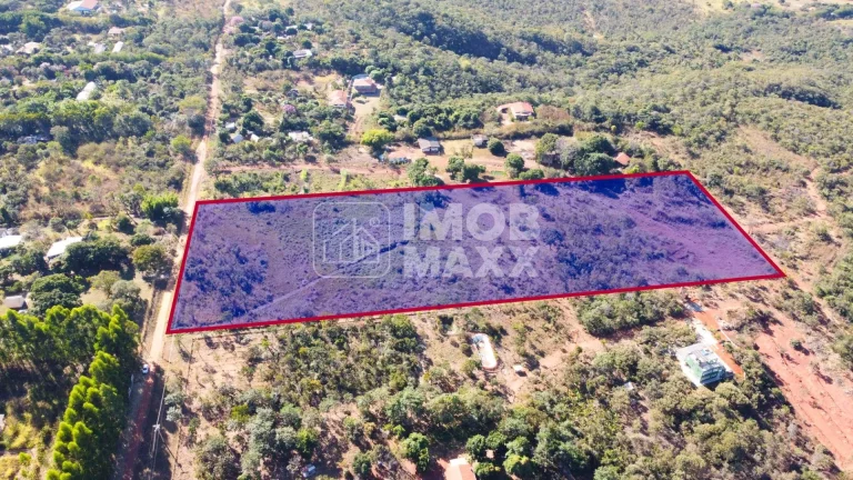 Imagem Chácara a venda NR Euller Paranhos - terra nua - 28000 m² - com nascente - Escriturada e Registrada.