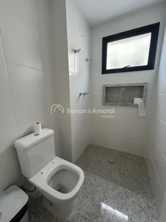 Imagem Apartamento à venda no Cambuí, Campinas/SP. O imóvel conta com um dormitório, ampla sala para do...