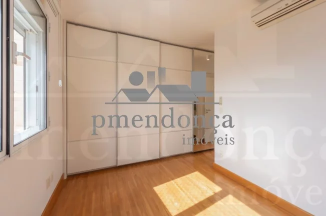 Imagem Apartamento com 146m², face norte, em andar alto com vista incrível para o Parque da Água Branca .