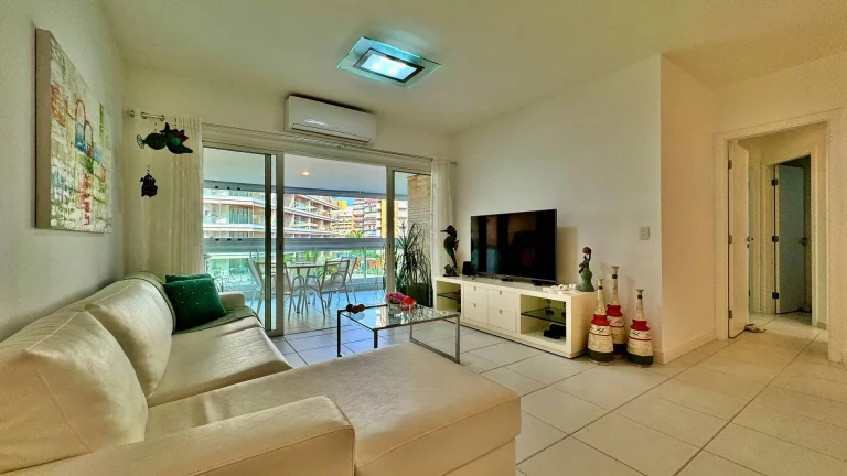 Imagem Apartamento com 3 dormitórios à venda, 122 m por R$ 4.600.000,00 - Riviera