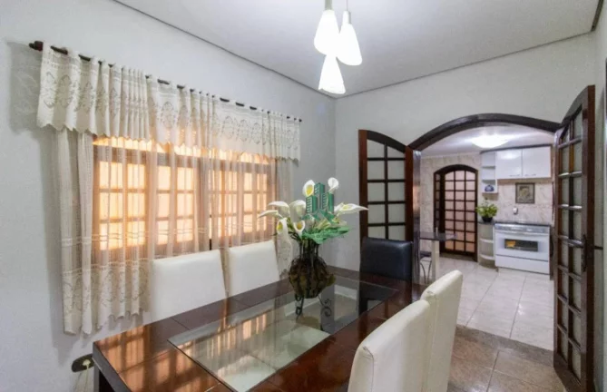 Imagem Casa com 3 dormitórios à venda, 223 m² por R$ 1.084.900,00 - Vila Galvão - Guarulhos/SP