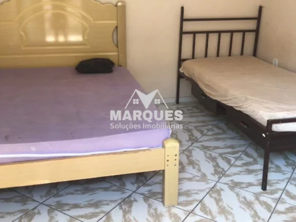 Imagem Belíssima Chácara à Venda  1.200m² de Lazer e Conforto!