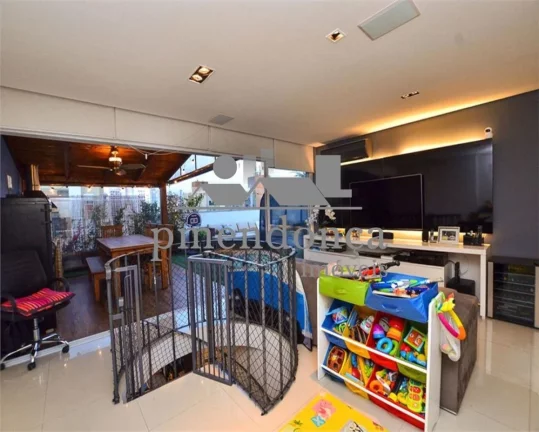 Imagem Cobertura Duplex Pinheiros com 2 suítes e 1 vaga, 168 m2