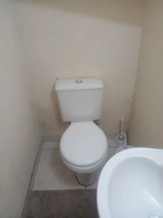 Imagem Sobrado no Vitória Regia - CIC - Próximo a Bosch - R$300 mil