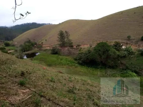 Imagem Sítio com 2 quartos, 14 Alqueires Paulista, à venda em Igarata SP