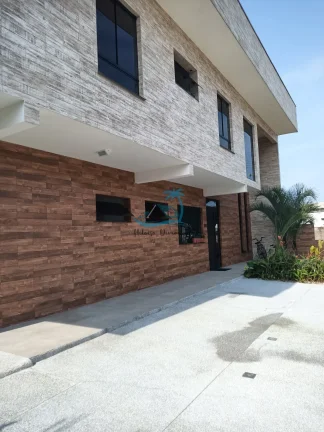 Imagem Casa de alto padrão a venda com 4 dormitórios, 360m² de área construída - Jardim Carolina em Ubatuba.