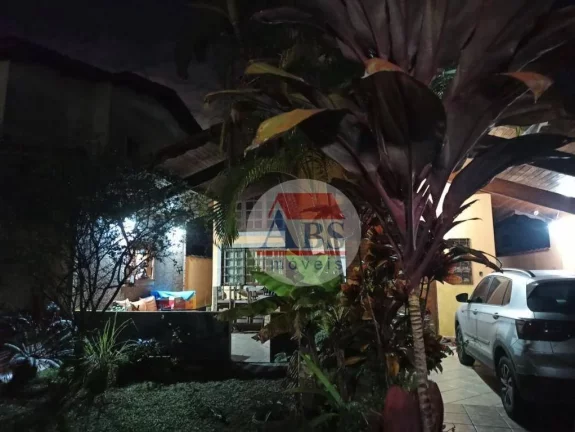 Imagem Casa com 3 dormitórios à venda, 144 m² por R$ 600.000,00 - Parque São Luis - Cubatão/SP