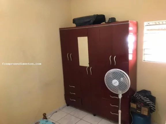 Imagem Casa para Venda em Limeira, Jardim Nova Suíça, 4 dormitórios, 2 banheiros, 4 vagas