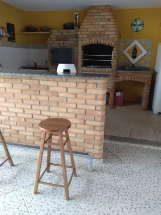 Imagem ATENÇÃO - Casa espetácular pertinho da praia.