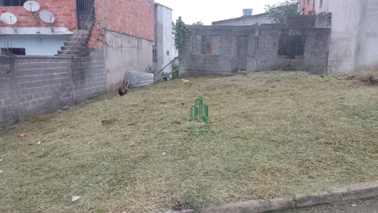 Imagem Terreno à venda, 271 m² por R$ 170.000,00 - Pedreira - Arujá/SP