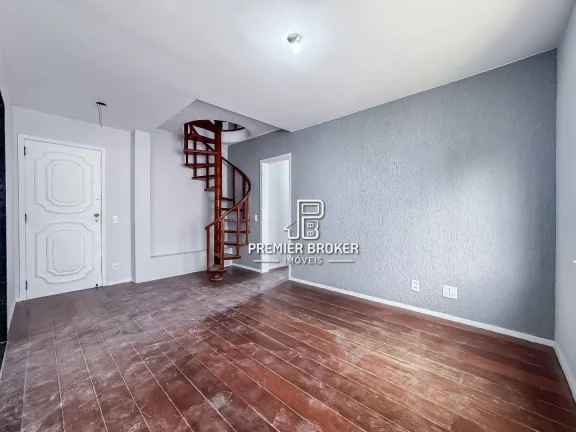 Imagem Cobertura à venda, 130 m² por R$ 690.000,00 - Várzea - Teresópolis/RJ