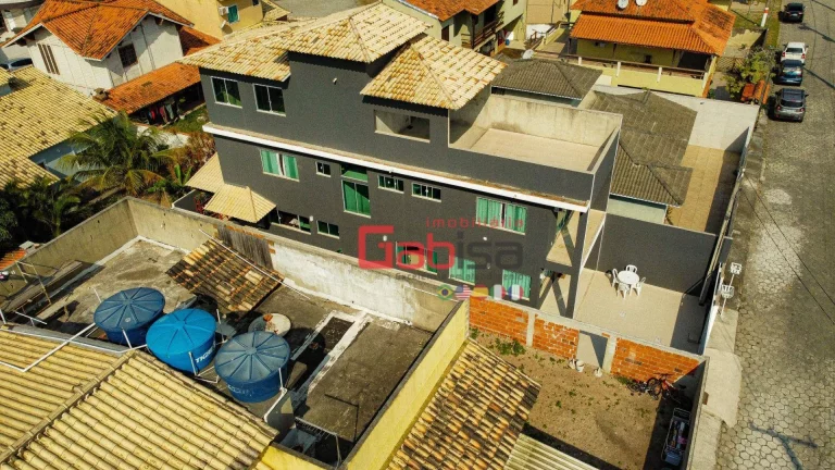Imagem Casa com 4 dormitórios à venda, 200 m² por R$ 497.000,00 - Guriri - Cabo Frio/RJ