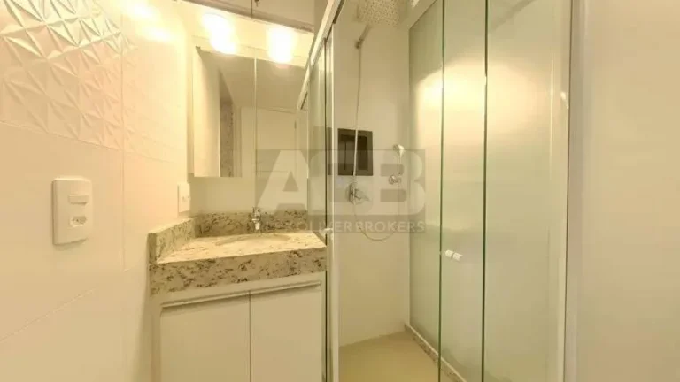 Imagem Apartamento de 2 quartos à venda no Leblon, 67m2, 1vga, na Bartolomeu Mitre