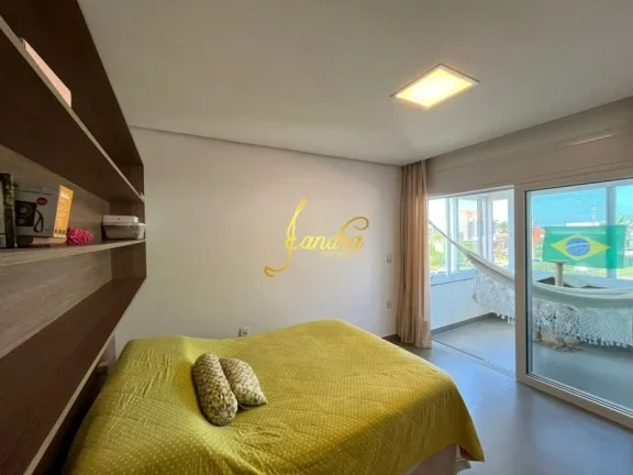 Imagem Sobrado Beira Lago, com 04 suites e piscina aquecida