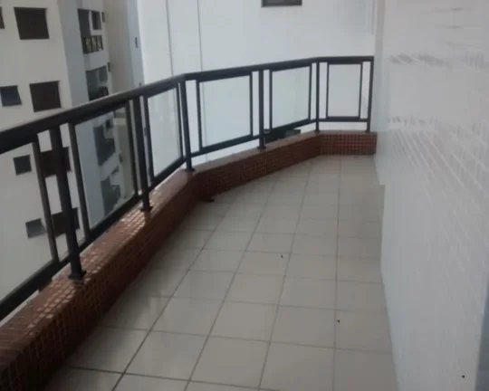 Imagem Apartamento à venda no Guarujá na Praia das Astúrias.