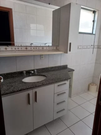 Imagem Excelente localização, de frente para ESALQ.
 Apartamento totalmente mobiliado .
 Com 02 vagas , s...