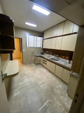 Imagem Apartamento no Leblon, 4 Quartos, 219m2, 1vaga, Quadra da Praia