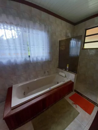 Imagem LINDA CASA COM 7.000M2, NASCENTE. NOVA FRIBURGO.