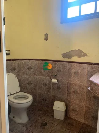 Imagem Casa para Venda em São Roque, Jardim Mosteiro, 3 dormitórios, 1 suíte, 2 banheiros, 4 vagas