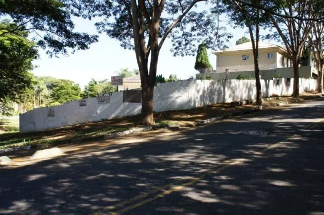 Imagem Terreno de esquina espetacular no Jd Guedala
