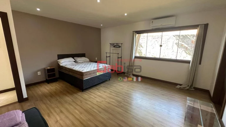Imagem Linda Casa Alto Padrão em Geribá - Búzios RJ