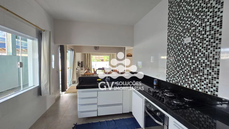 Imagem Casa com 3 suítes à venda - Lagoinha - Ubatuba/SP