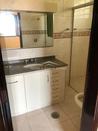 Imagem Casa à venda no Carlos Lourenço

Ótima casa térrea toda reformada em bairro de fácil acesso a V...