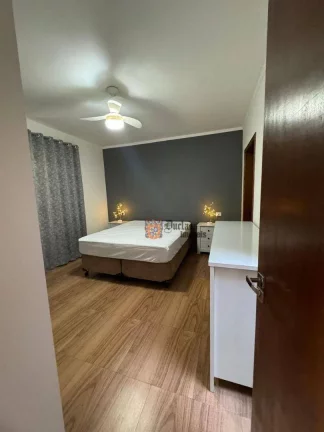 Imagem Casa com 5 dormitórios à venda, 300 m² por R$ 1.590.000 - Jardim dos Pinheiros - Atibaia/SP