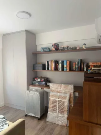 Imagem Apartamento com 2 dormitórios e 1 vaga de garagem em Balneário Camboriú/SC