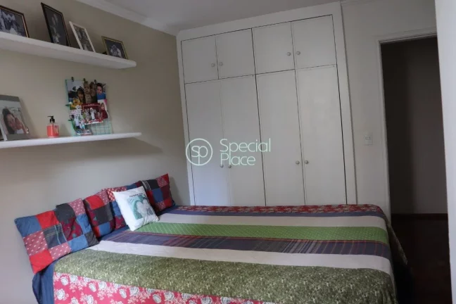 Imagem Ótimo apartamento no bairro Pinheiros, 129 metros quadrados com 3 quartos amplos, sendo 1 suíte e ...