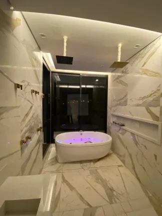 Imagem Casa em condomínio, com 6 quartos, piscina de borda infinita, automatizada, vista para mata