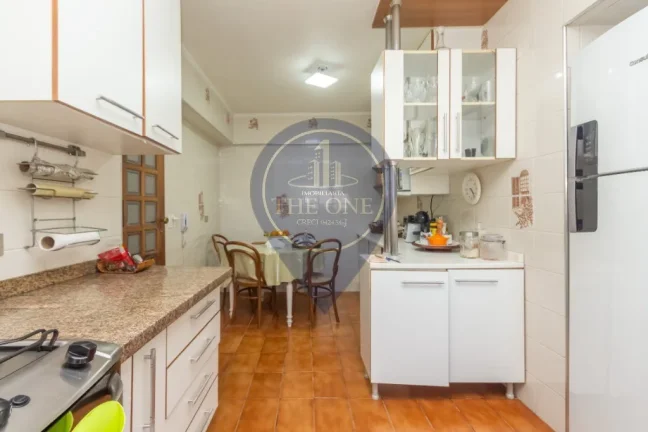 Imagem Imóvel de Luxo em Indianópolis: Apartamento com 4 Quartos, 1 Suíte e 2 Vagas de Garagem - São Paulo-SP