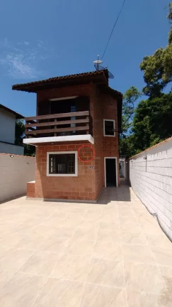 Imagem CASA COM ESCRITURA DEFINITIVA EM CAMBURY, 2 QUARTOS 2 BANHEIROS MESANINO SALA COZINHA AREA PRIVATIVA E VISTA PARA RESERVA NATURAL