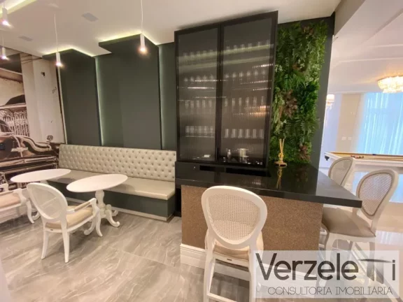 Imagem Apartamento Quadra Mar para Venda em Balneário Camboriú / SC no bairro Centro