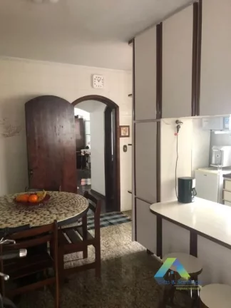 Imagem Ipiranga Sobrado 250M², 3 dormitórios, 6 vagas, ótima localização e valor !!!