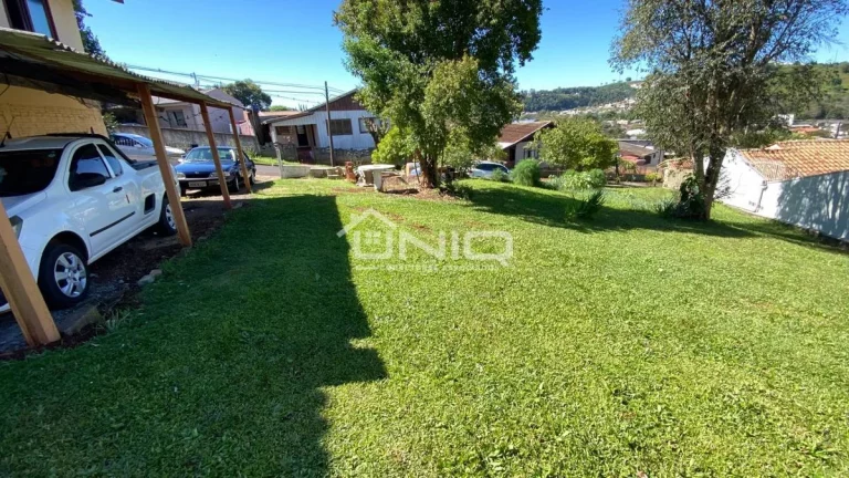 Imagem Casa com 2 Terrenos Bairro São Vicente