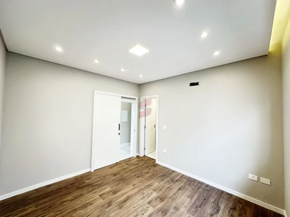 Imagem CASA com 3 dormitórios à venda com 359m² por R$ 1.195.000,00 no bairro Planta Araçatuba - PIRAQUARA / PR