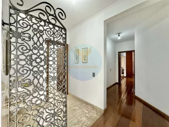 Imagem Casa a Venda no bairro Granja Viana - Cotia, SP