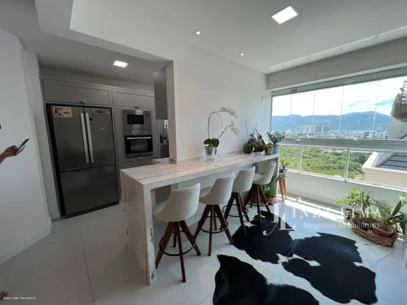Imagem Apartamento para Venda em Itapema, meia praia, 3 dormitórios, 3 suítes, 4 banheiros, 2 vagas