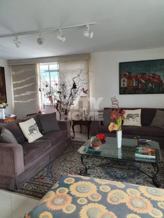 Imagem Apartamento à venda em andar alto, um por andar, com 2 quartos, sendo 1 suíte com closet e o segun...