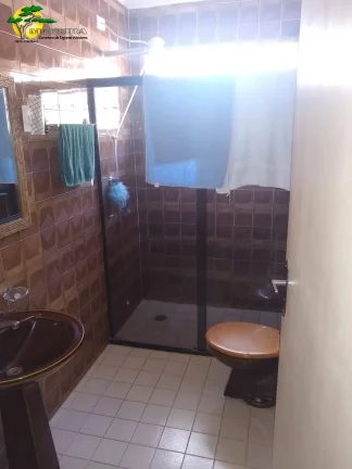 Imagem SOBRADO COM 230M² CONSTRUÍDO EM RUA BEM TRANQUILA