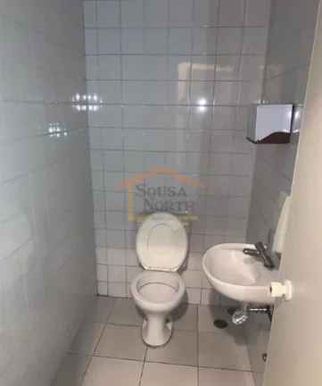 Imagem Prédio comercial, 700m² de terreno 800m² construído.

7 salas, 6 banheiros, piscina, vestiário,...