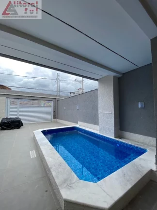 Imagem SOBRADO NOVO 03 SUITES COM PISCINA CHURRASQUEIRA NA TUPI PRAIA GRANDE SP