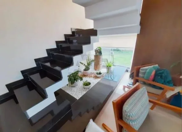 Imagem Casa à venda em Vargem Grande, 4 quartos, 3 vagas e 350m2 de área útil.