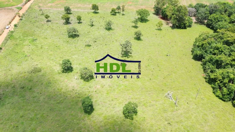 Imagem Chácara 3 Hectares com energia e quintal