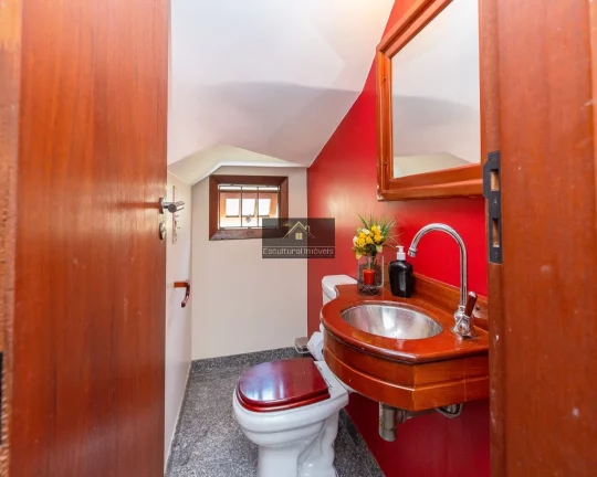 Imagem ÓTIMO SOBRADO 3 DORMITÓRIOS SENDO 1 SUÍTE HIDRO SALA 2 AMBIENTES LAREIRA PISO EM MADEIRA DE LEI COPA COZINHA ÁREA GOURMET SALÃO FESTAS 3 VAGAS