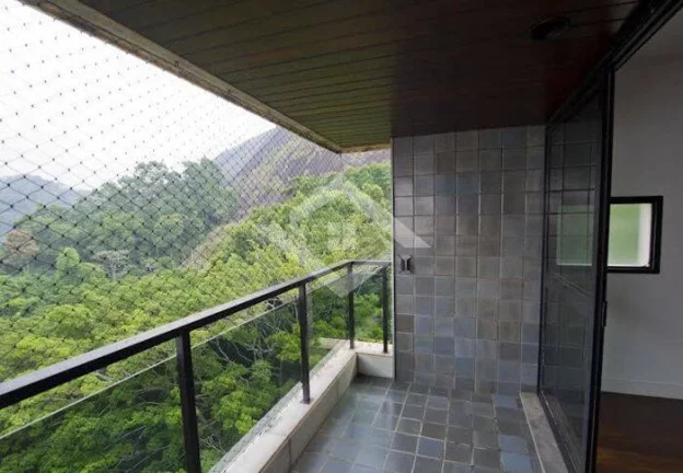 Imagem Apartamento de 4 Quartos para Venda na Lagoa com 380 m²