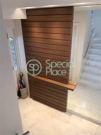 Imagem Segurança e agradabilidade, isto , é o que este belo Condomínio te proporcionará. A casa com pro...