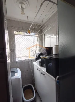 Imagem Apartamento com 2 dormitórios, 1 banheiro, 1 vaga de garagem e 58m² de área útil. Cozinha, área...